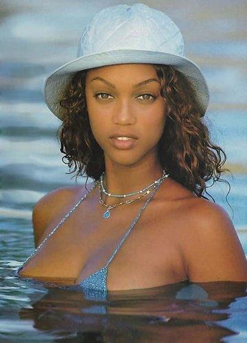 Tyra Banks in a bikini