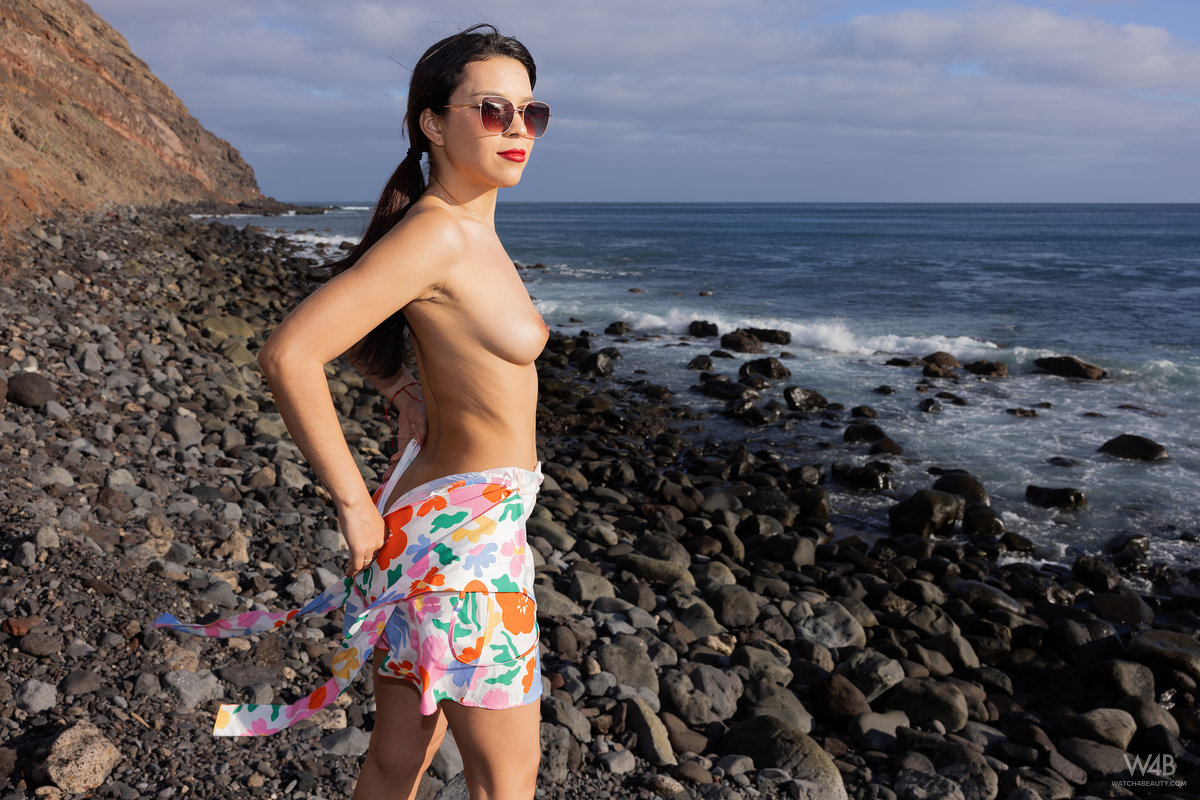 Sky Moon: Cute In The Sexy Dress