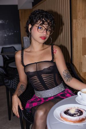 Lilith Baph Nude Pictures Lilith Baph: Present For You