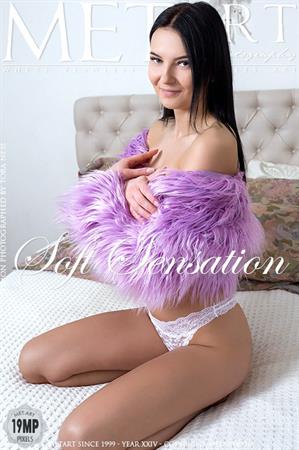 Simon Nude Pictures Soft Sensation