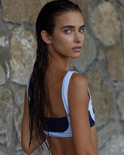 Elisha Herbert - Jumelle swimsuits