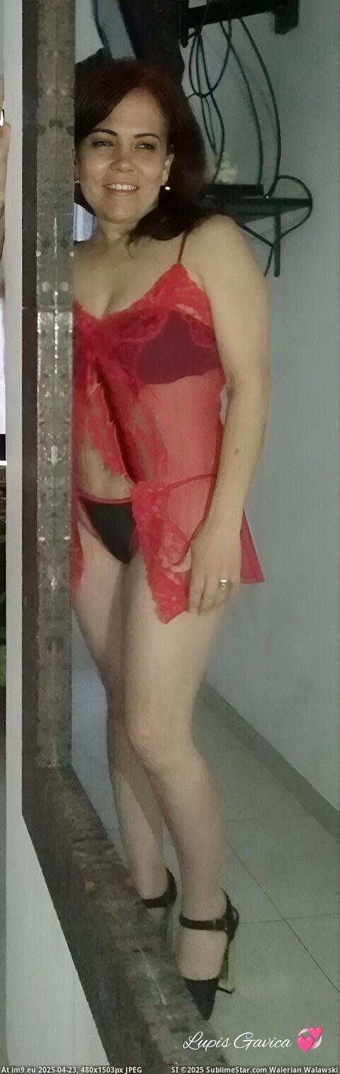 Bonita007 Lauris Valle in lingerie