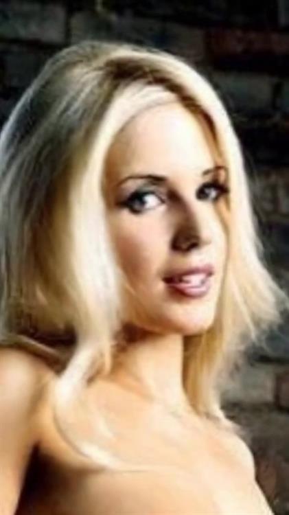 Unused photos of Claire Tully from Sun page 3