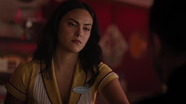 Camila Mendes