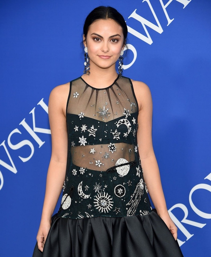 Camila Mendes
