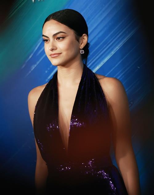 Camila Mendes