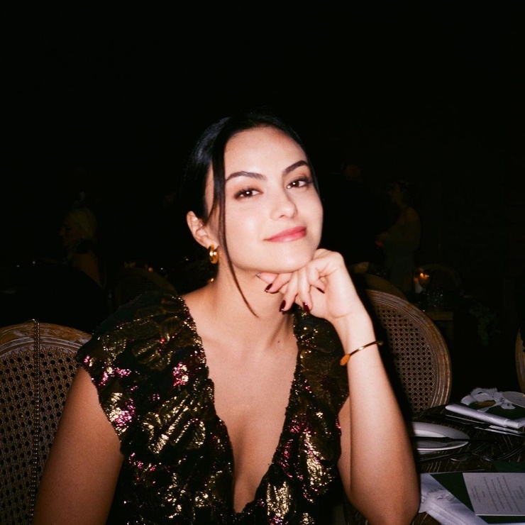 Camila Mendes