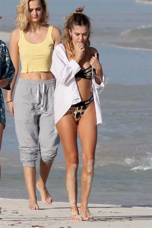 Delilah Belle Hamlin Pictures Delilah Belle Hamlin