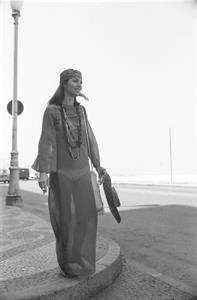 Elsa Martinelli in lingerie