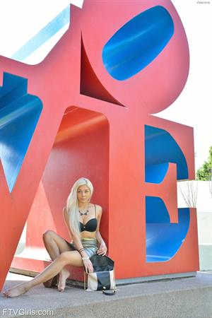 Valantina FTV Nude Pictures Valantina Like A Model