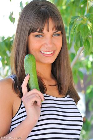 Cory FTV Nude Pictures Cory pulls her labia