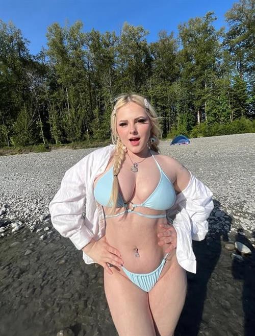 Daryna Popach in a bikini