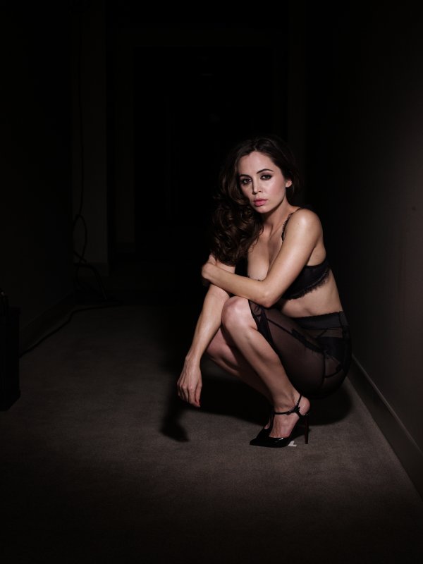 Eliza Dushku in lingerie