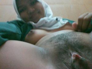 Lailatul Fitria - pussy