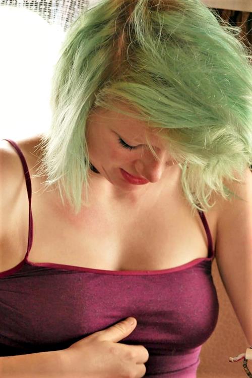 Camille Sasse Pictures Camille Sasse Born 14.02.1995 Chemnitz lives in Chemnitz Germany Beautiful beauty without charming Eye colour=Blue Hair colour=blond/read Cunt Hair=shaved shaved Boobs: Real/Natural small tiny breasts Areolae.size=small Fotoshoot's bei PornoWaldi in Erfurt