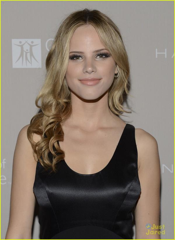 Halston Sage