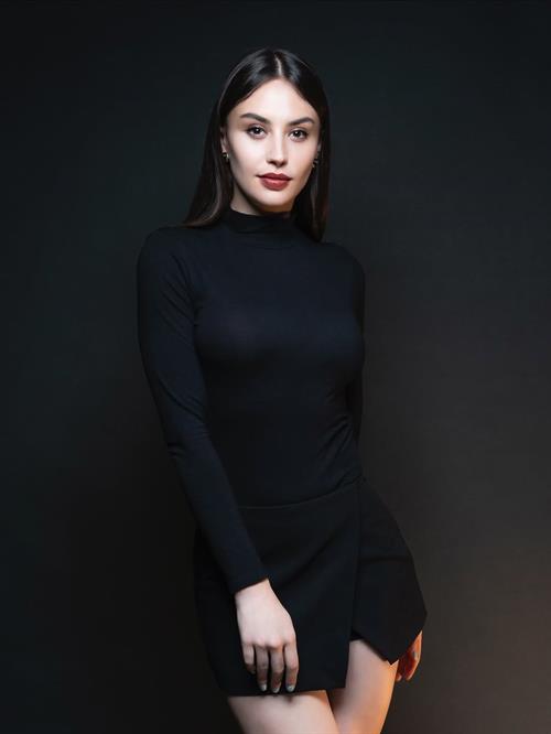 Claudia Arce