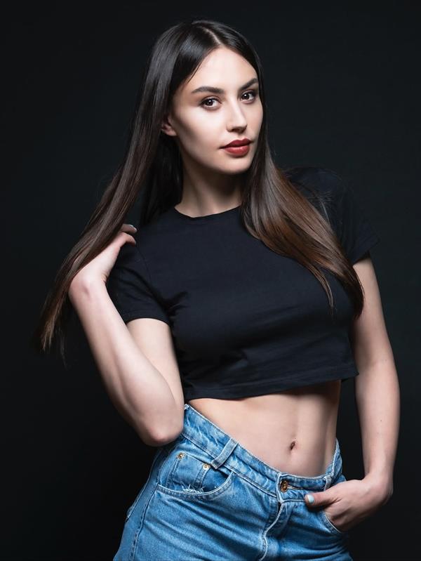 Claudia Arce Claudia Arce