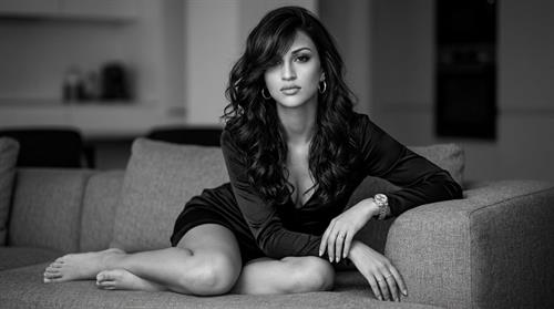 It`s a awesome BW Indoor Shooting