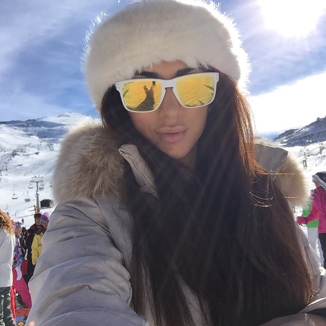 Georgia Salpa taking a selfie