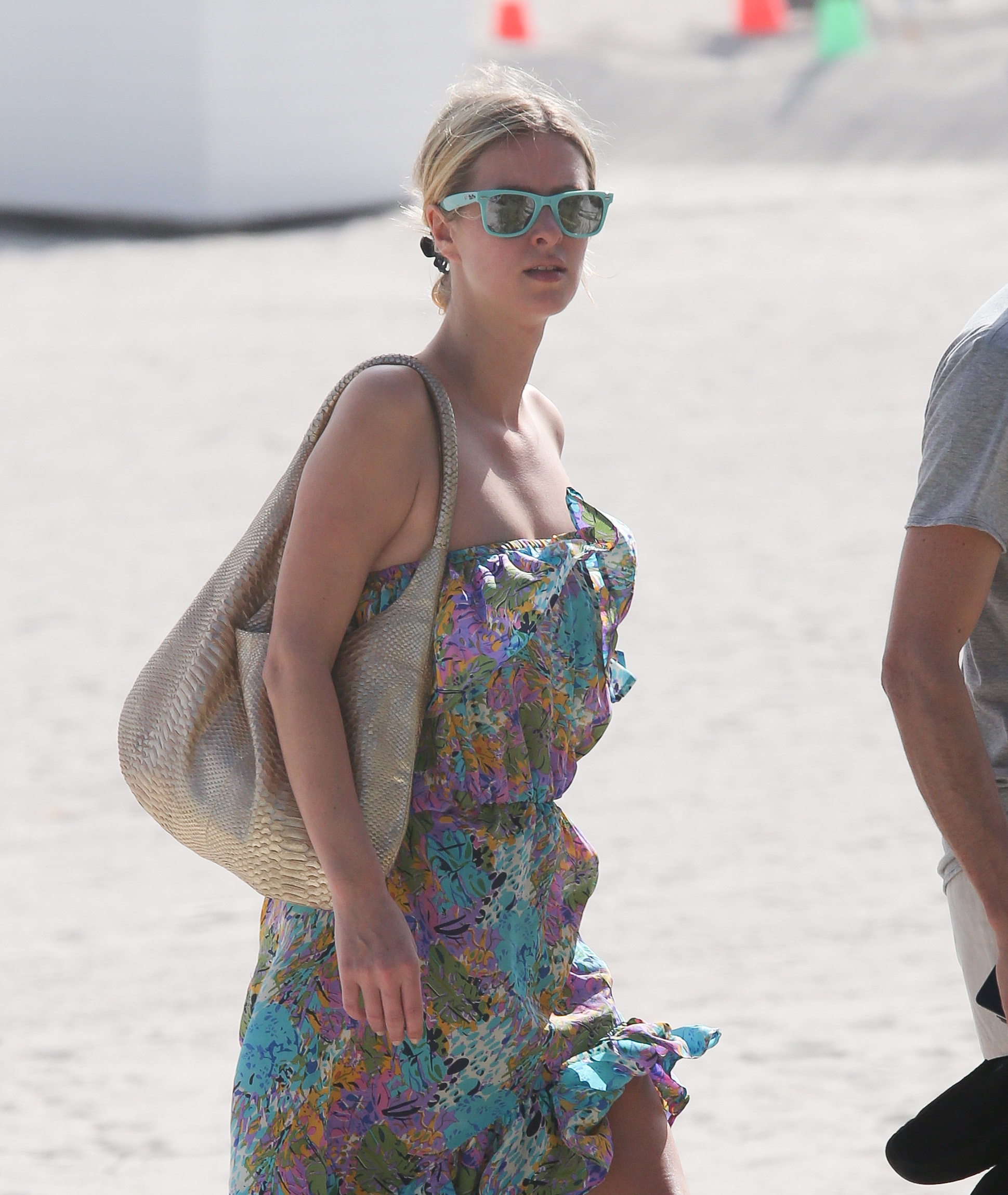 Nicky Hilton Hotel pool in Miami - December 31, 2012