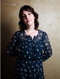 Melanie Lynskey