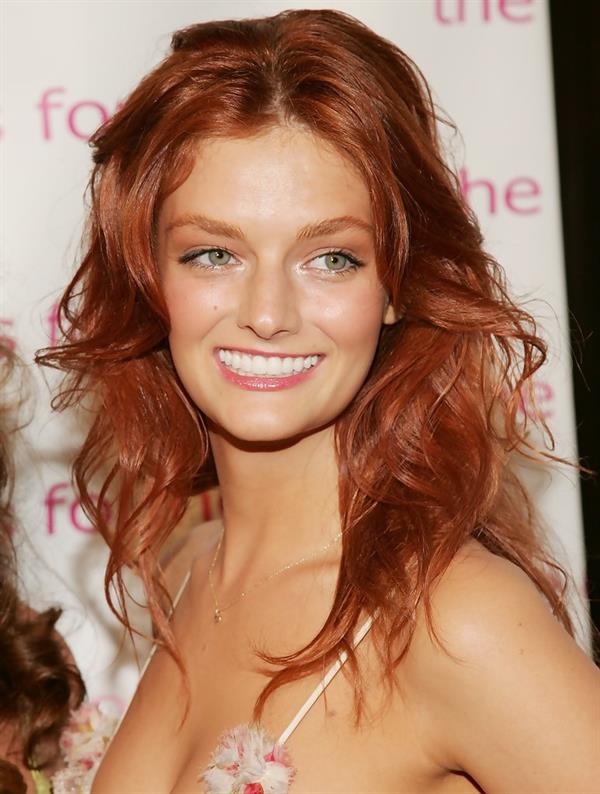 Lydia Hearst