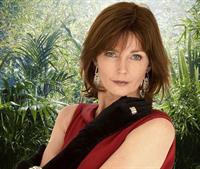 Annabel Giles