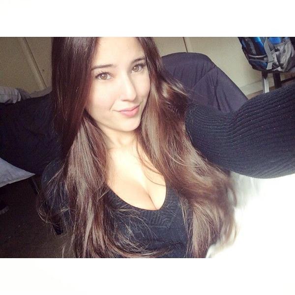 Angie Varona