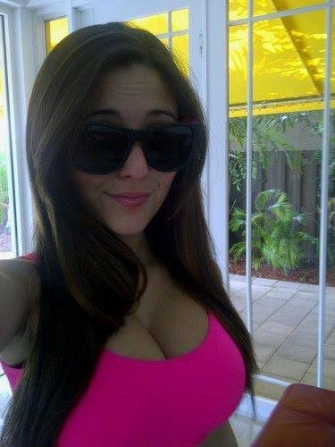 Angie Varona taking a selfie