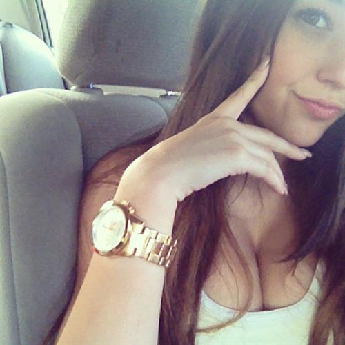 Angie Varona taking a selfie