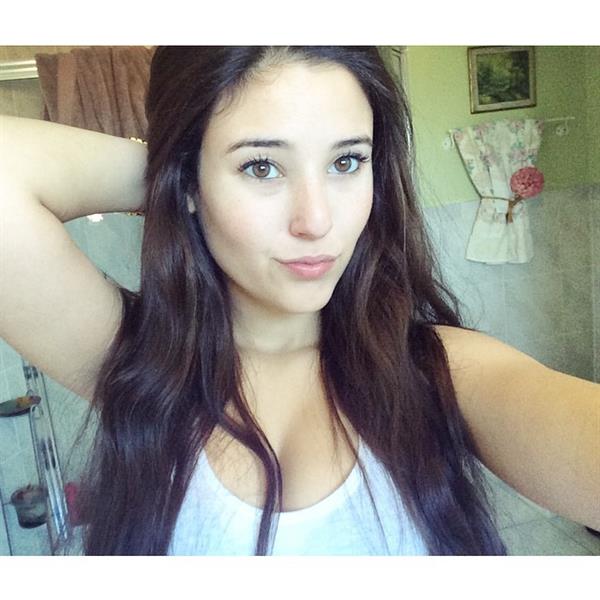 Angie Varona taking a selfie