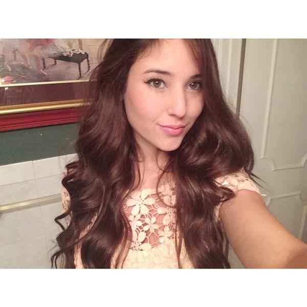 Angie Varona taking a selfie