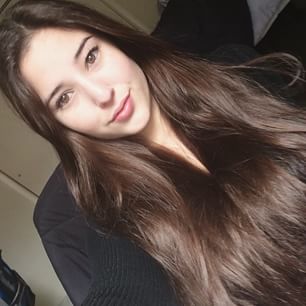 Angie Varona taking a selfie