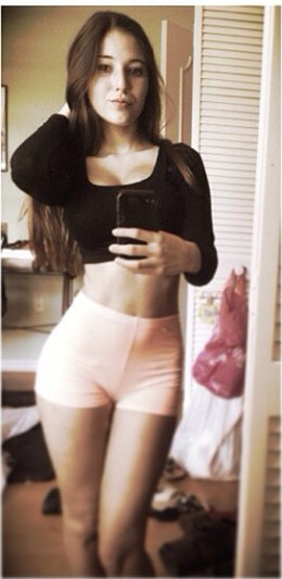 Angie Varona taking a selfie