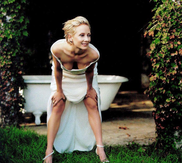 Anne Heche Pictures. 