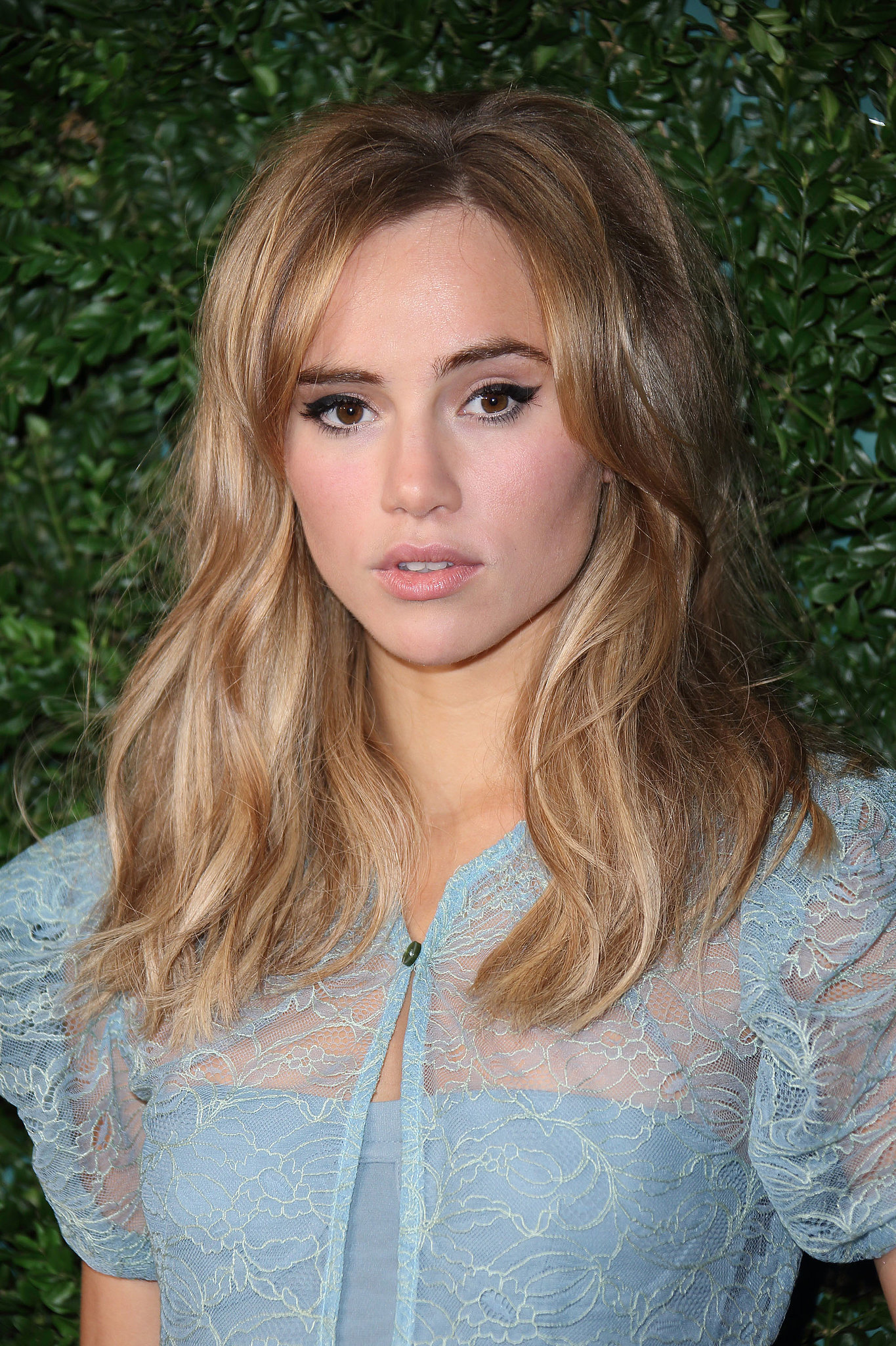 Suki Waterhouse