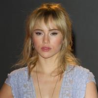 Suki Waterhouse