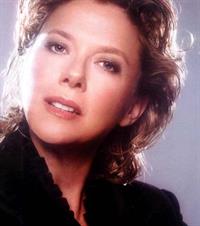Annette Bening