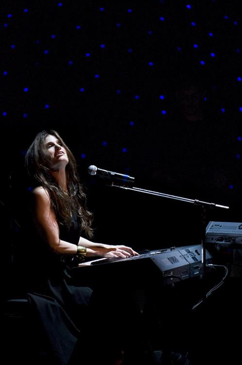 Idina Menzel