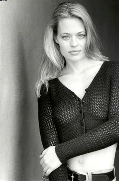 Jeri Ryan