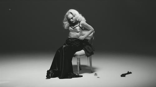 Natalie Portman in lingerie