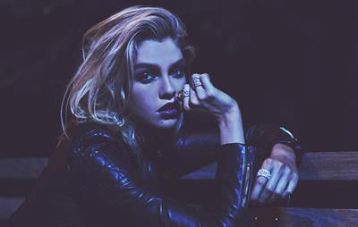 Stella Maxwell
