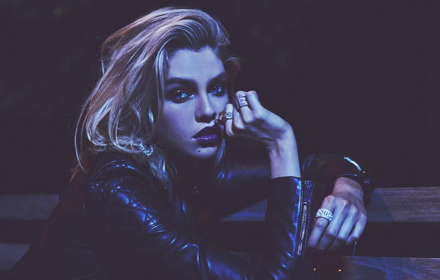 Stella Maxwell