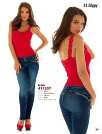 Emily Ratajkowski - ass