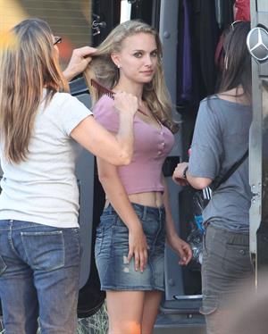 Natalie Portman On The Set Of Terrence Malick Film In Austin (10/10/12) 