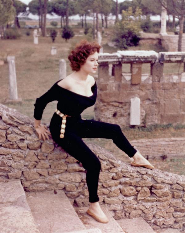 Luciana Paluzzi